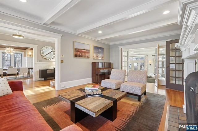 326 West End Avenue, Ridgewood, NJ 07450
