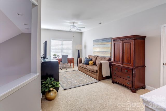 2663 Danbury Circle NW, Concord, NC 28027