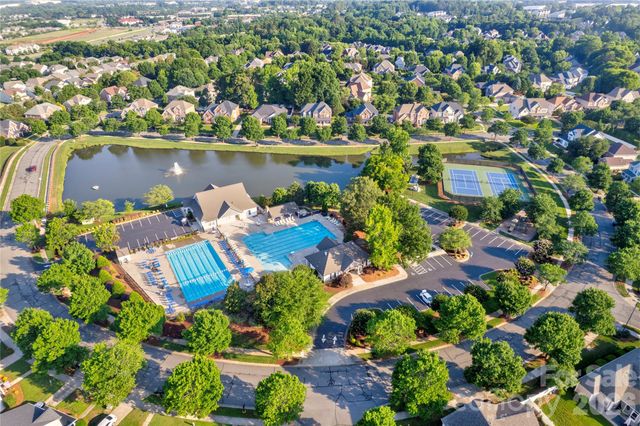 2663 Danbury Circle NW, Concord, NC 28027
