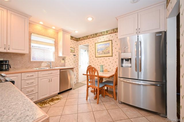 45-18 166th Street, Flushing, NY 11358