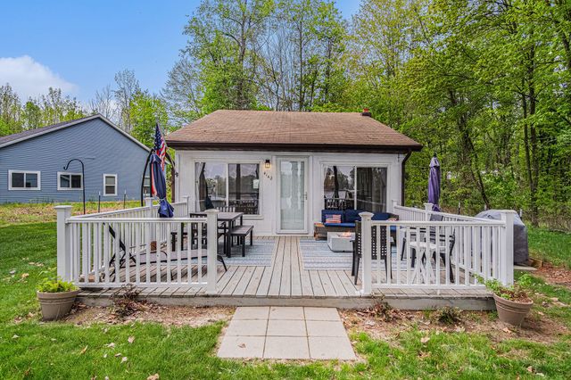 4142 Fogeson Drive, Maple Valley, MI 49322