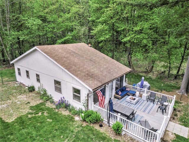 4142 Fogeson Drive, Maple Valley, MI 49322