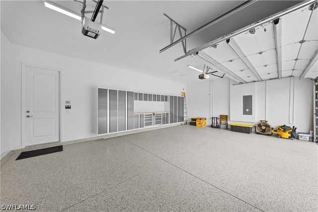 12092 Eucalyptus WAY, Naples, FL 34120