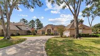 236 Palais Verde Road, Montgomery, TX 77356
