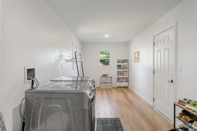 13550 Dragoon Trail, Mishawaka, IN 46544