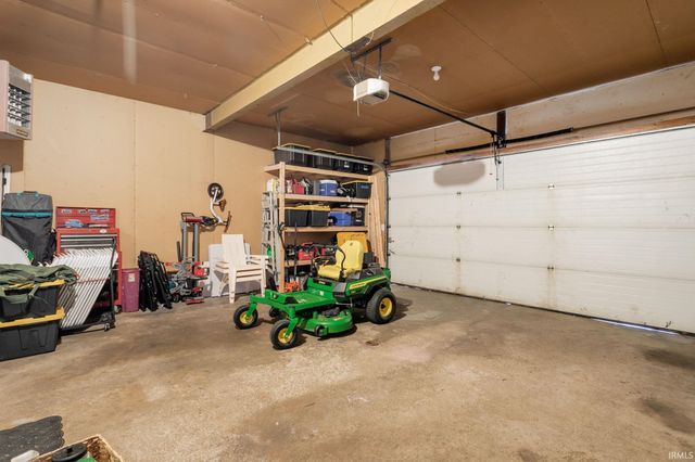 13550 Dragoon Trail, Mishawaka, IN 46544