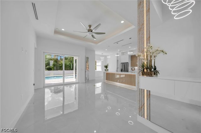 2703 34th ST SW, Lehigh Acres, FL 33976