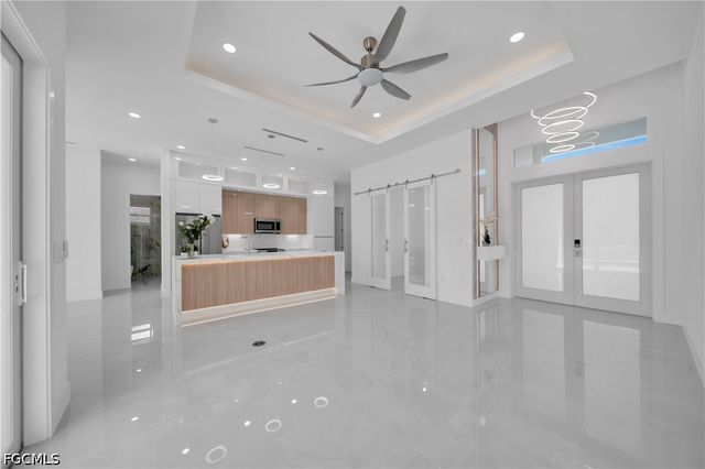 2703 34th ST SW, Lehigh Acres, FL 33976