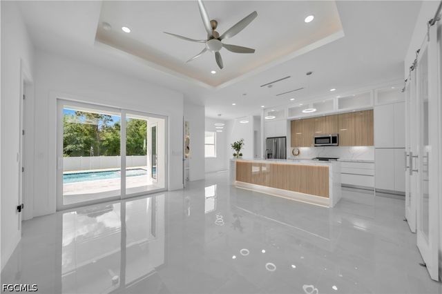 2703 34th ST SW, Lehigh Acres, FL 33976