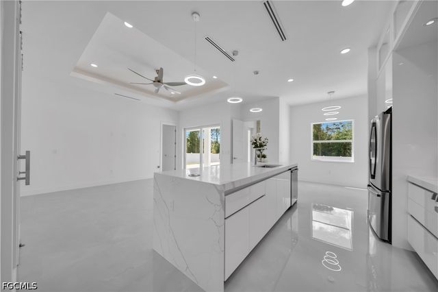 2703 34th ST SW, Lehigh Acres, FL 33976