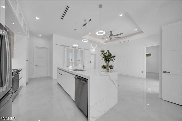 2703 34th ST SW, Lehigh Acres, FL 33976