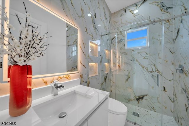 2703 34th ST SW, Lehigh Acres, FL 33976