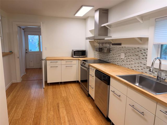 1182 Pandora ST, Austin, TX 78702