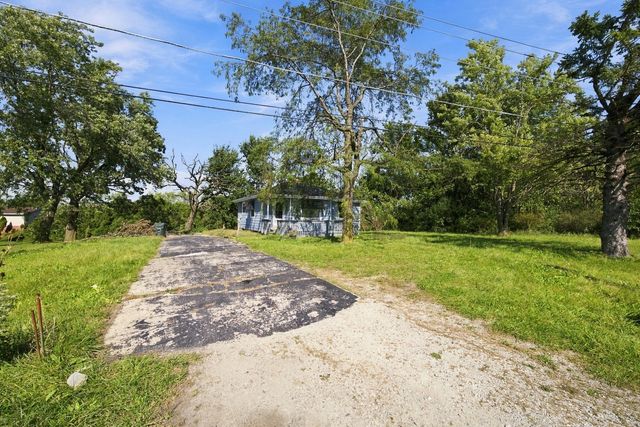 924 Glenwood Dyer Road E, Glenwood, IL 60425