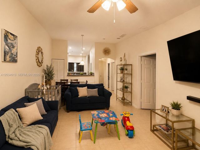 3874 SW 48th Ave 3874, Hollywood, FL 33023