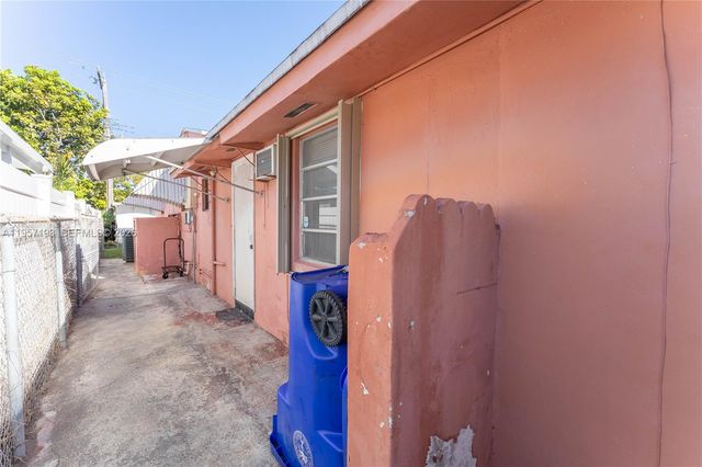 4381 SW 5th Ter, Miami, FL 33134