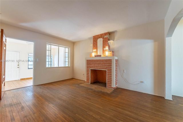 4381 SW 5th Ter, Miami, FL 33134