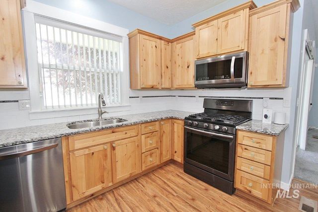 805 W. Arbor Pointe Way, Nampa, ID 83686