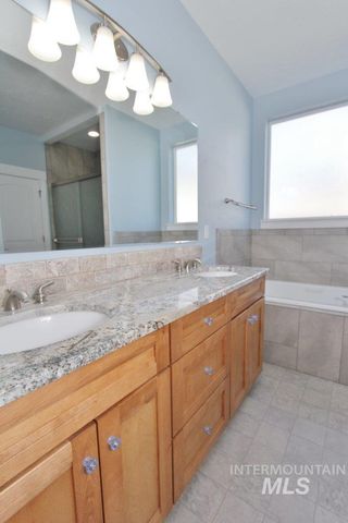 805 W. Arbor Pointe Way, Nampa, ID 83686