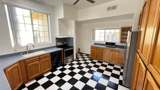 6003 Bonita Meadows Lane, Bonita, CA 91902