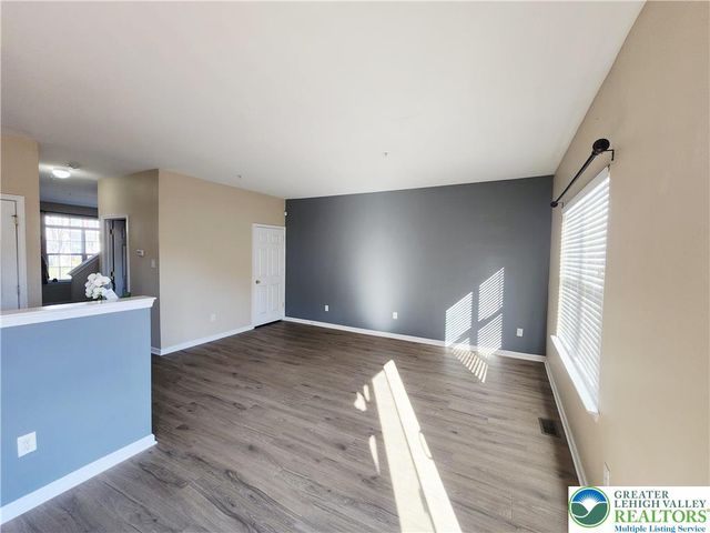 972 King Way, Upper Macungie Twp, PA 18031