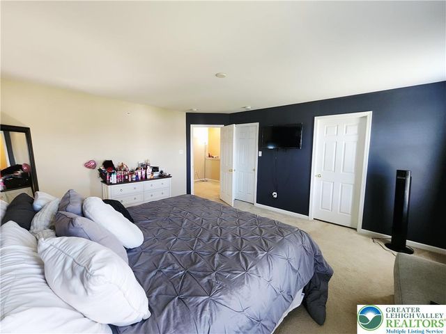 972 King Way, Upper Macungie Twp, PA 18031