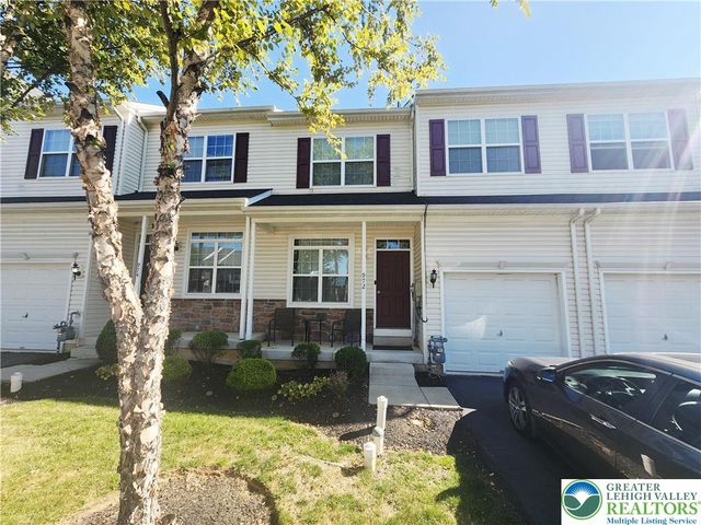 972 King Way, Upper Macungie Twp, PA 18031