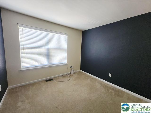 972 King Way, Upper Macungie Twp, PA 18031