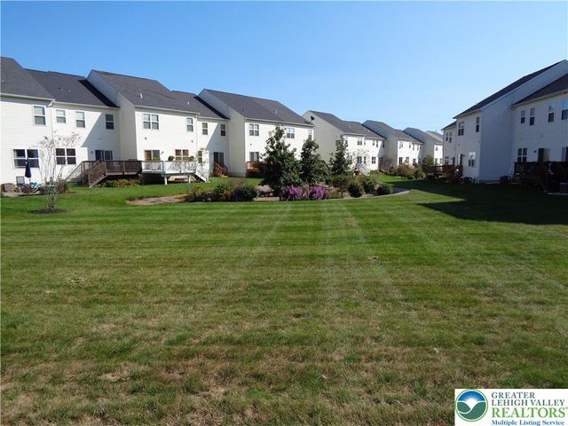 972 King Way, Upper Macungie Twp, PA 18031