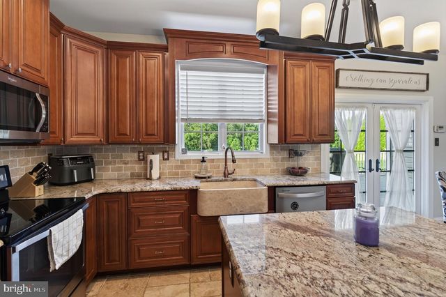 119 JACOBS DR, Coatesville, PA 19320