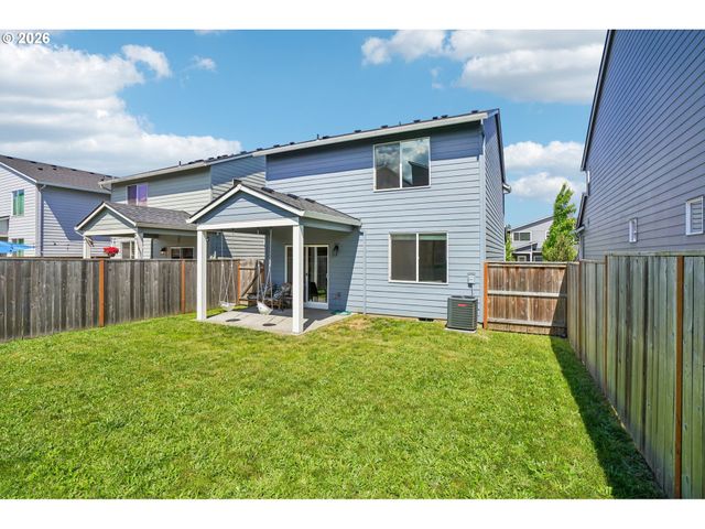 201 KINDRE St, St Helens, OR 97051