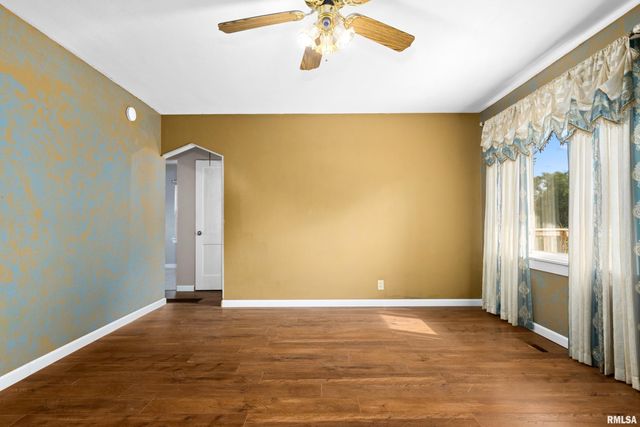 443 W WILMOT Street, Chillicothe, IL 61523