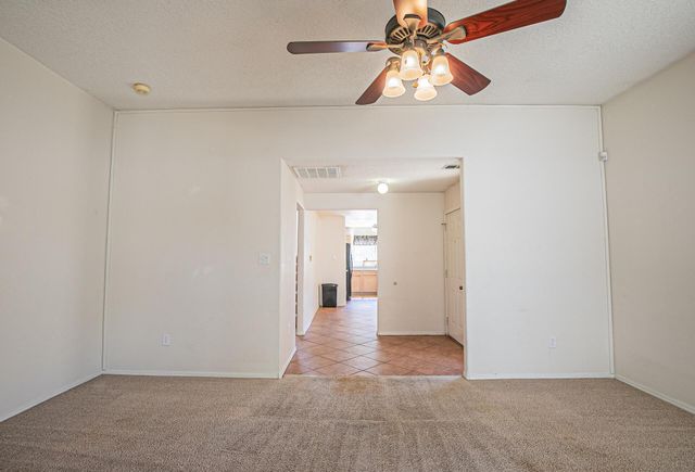 11311 Campo Del Oso Avenue NE, Albuquerque, NM 87123