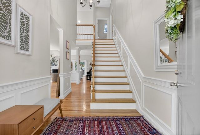 36 Roosevelt Rd 36, Lexington, MA 02420