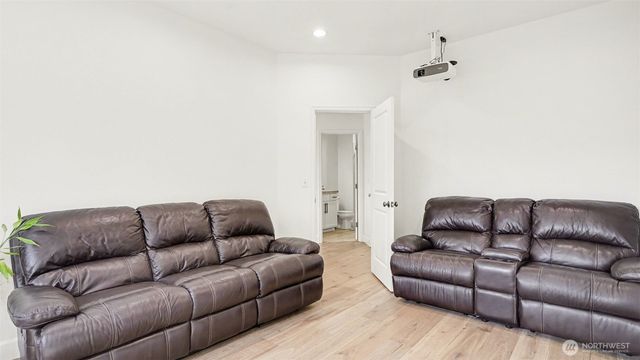 36113 SE Turnberry Street, Snoqualmie, WA 98012