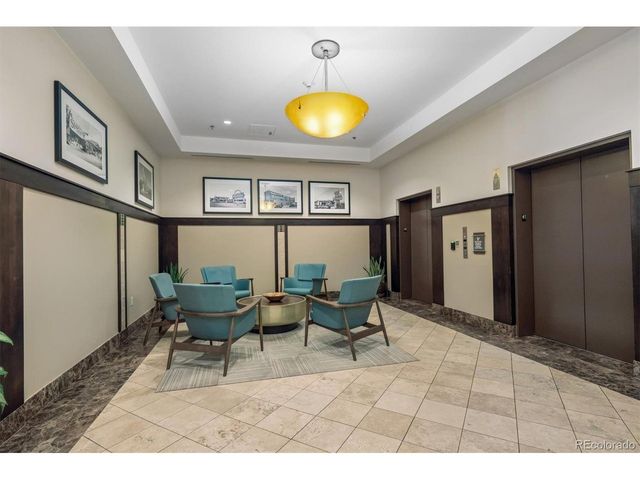 7220 W Bonfils Ln 210, Lakewood, CO 80226