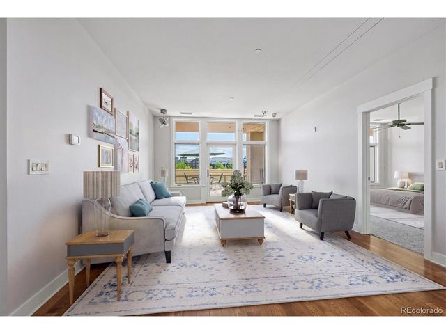 7220 W Bonfils Ln 210, Lakewood, CO 80226
