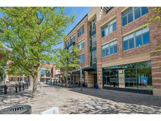 7220 W Bonfils Ln 210, Lakewood, CO 80226