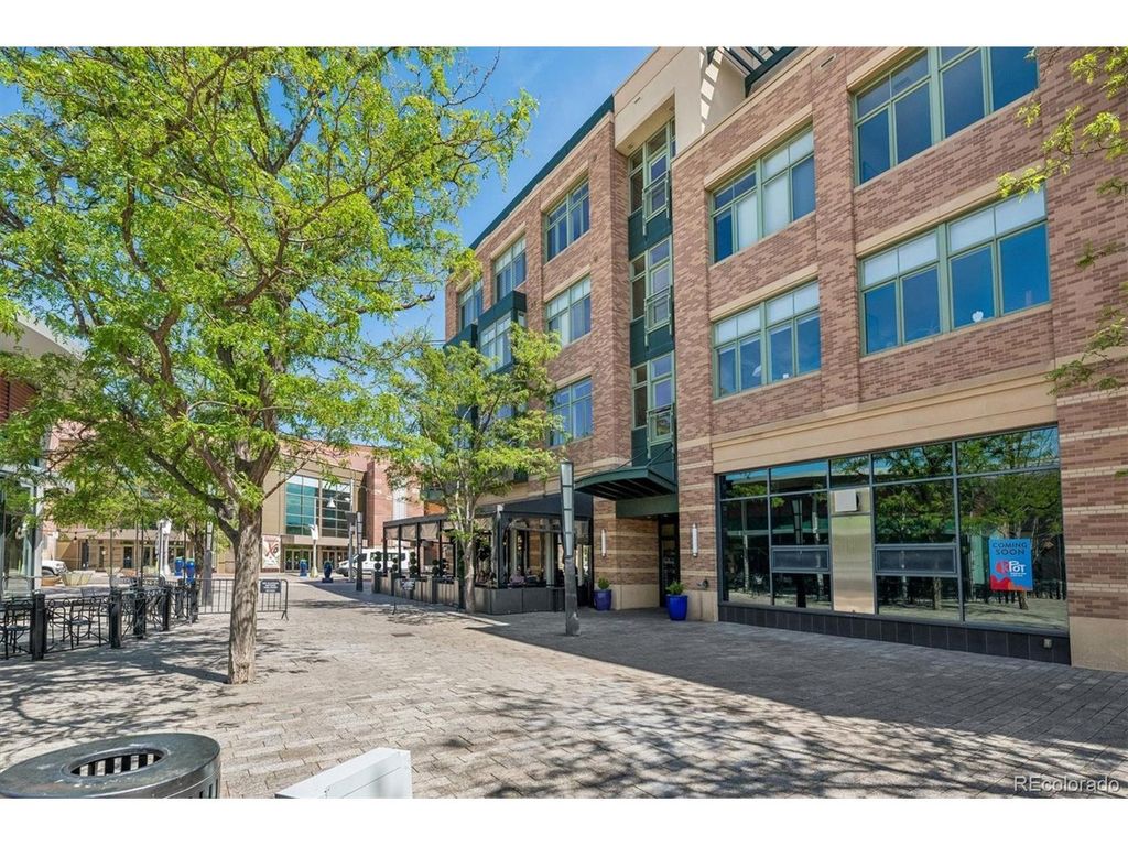 7220 W Bonfils Ln 210, Lakewood, CO 80226