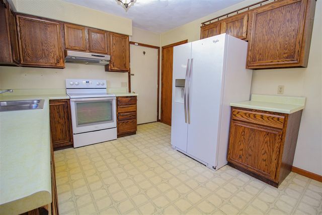 17363 Mackinaw, Three Rivers, MI 49093