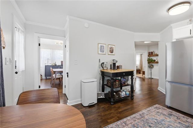 102 SW 2nd Street, Lee's Summit, MO 64063