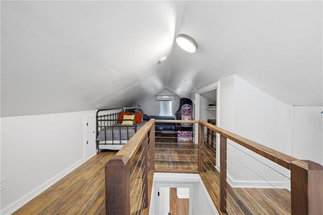 102 SW 2nd Street, Lee's Summit, MO 64063