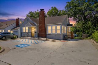 102 SW 2nd Street, Lee's Summit, MO 64063