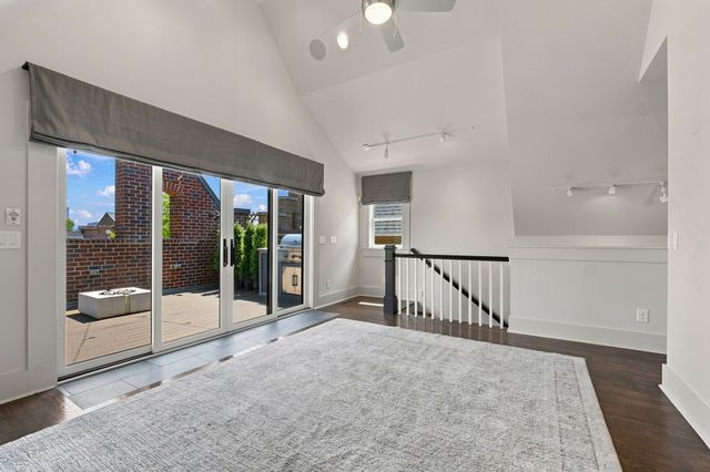 612 Monroe St, Nashville, TN 37208