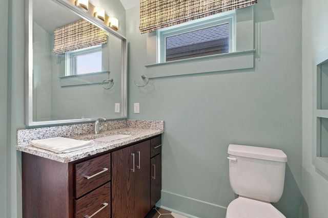 612 Monroe St, Nashville, TN 37208