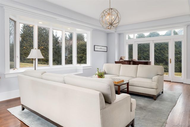 239 Sunnyridge Road, Harrison, NY 10528