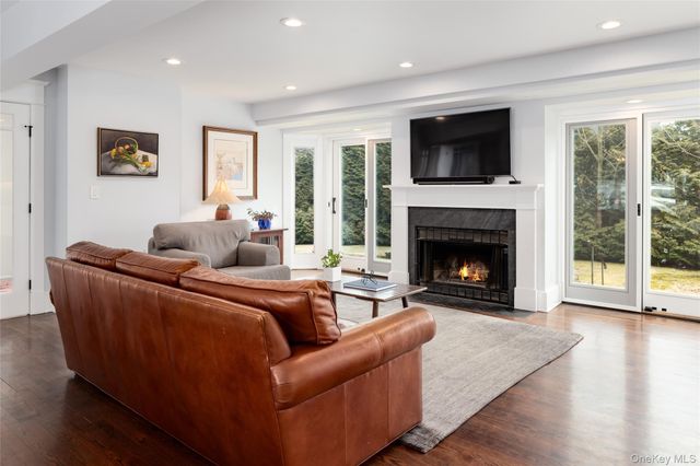 239 Sunnyridge Road, Harrison, NY 10528