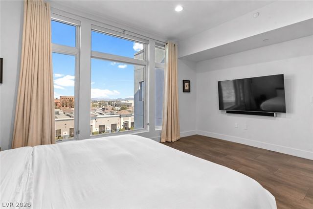 8925 West Flamingo Road 325, Las Vegas, NV 89147
