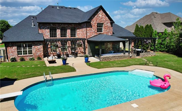 5105 S Osage Creek Road, Rogers, AR 72758