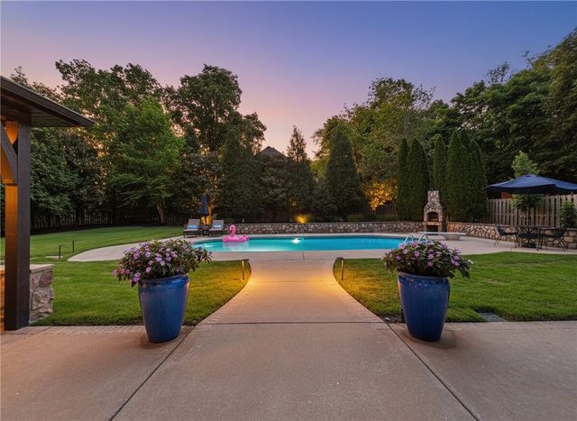 5105 S Osage Creek Road, Rogers, AR 72758